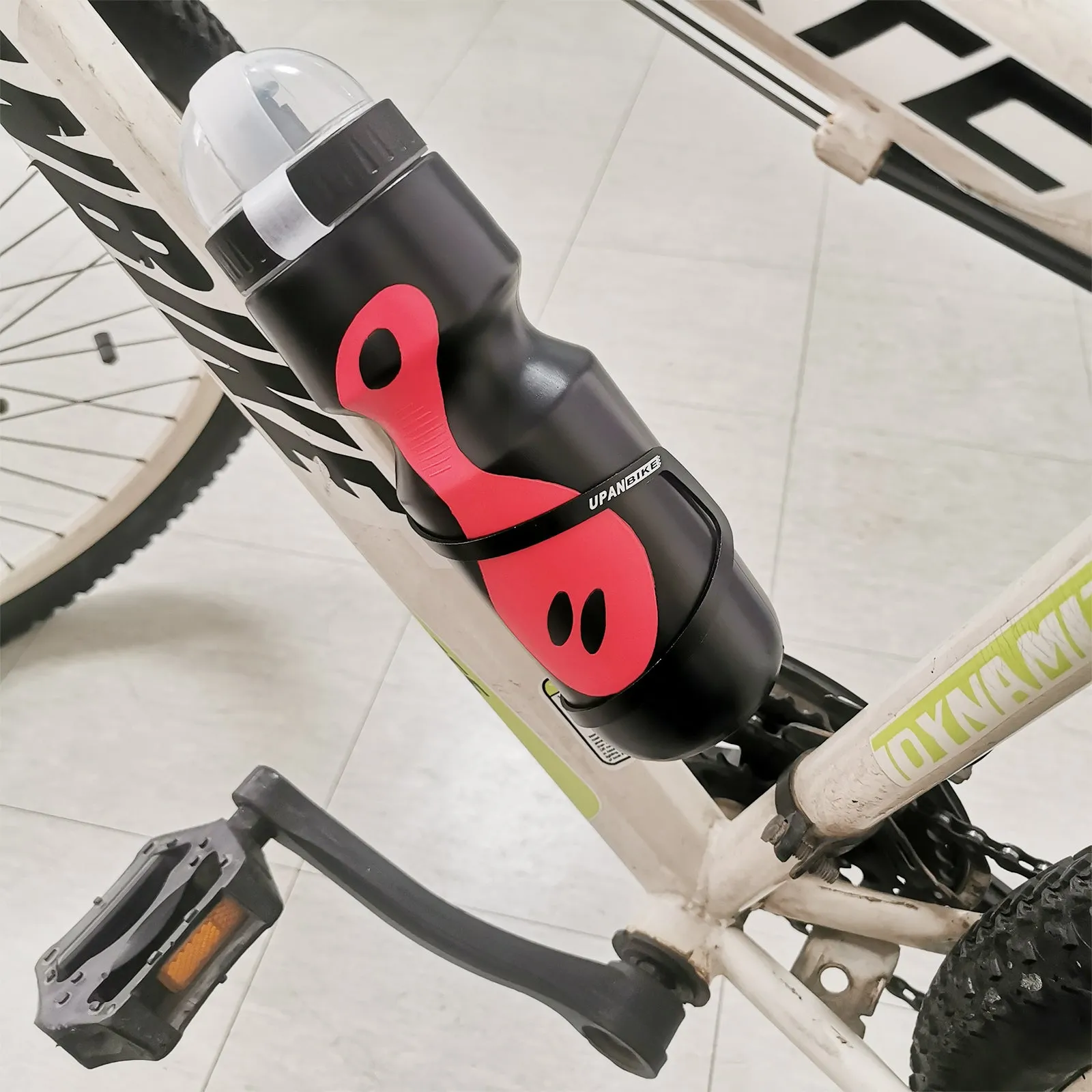 B410 Bottle Cage