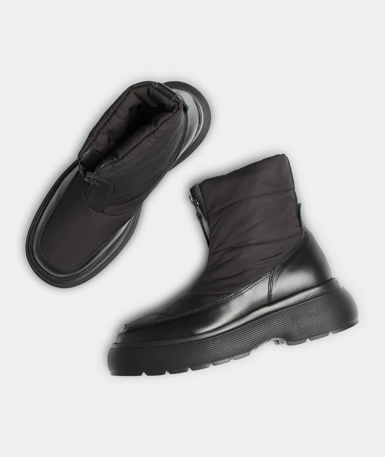 Cloud Snow Boot - Black Nylon