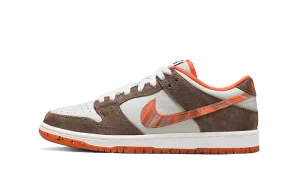 Nike SB Dunk Low Pro QS Crushed D.C.