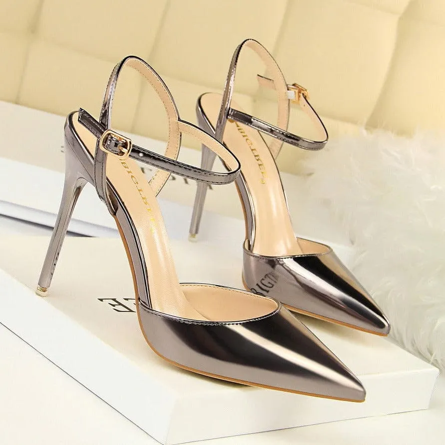 Point Toe Ultra High Pumps