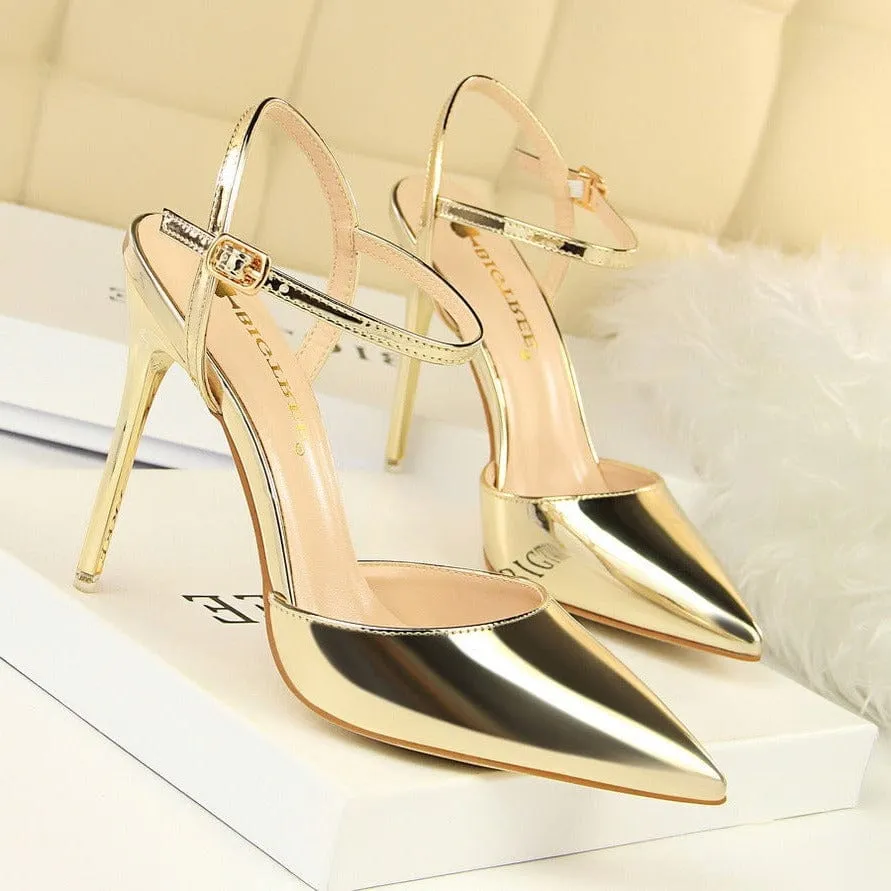 Point Toe Ultra High Pumps