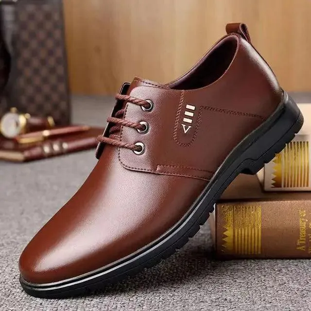 WILSON - Thick-soled Laced Up Shoes