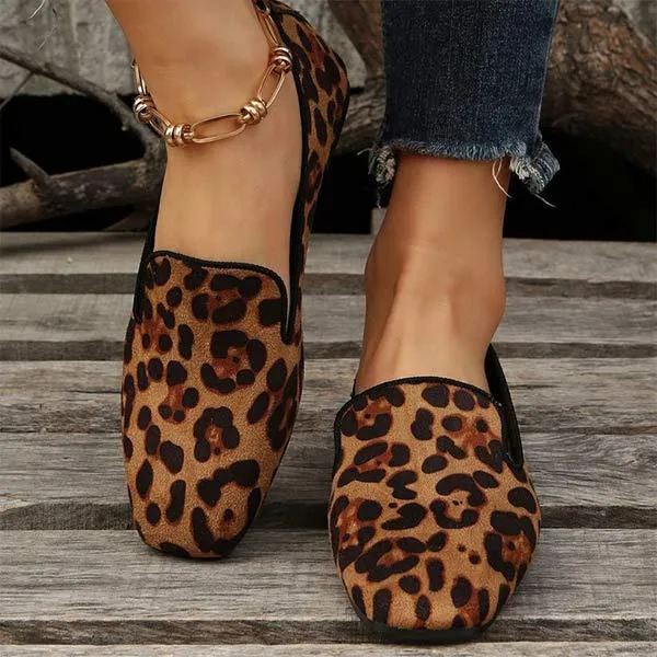 Women's Comfortable and Lightweight Leopard Print Flats 38263405C