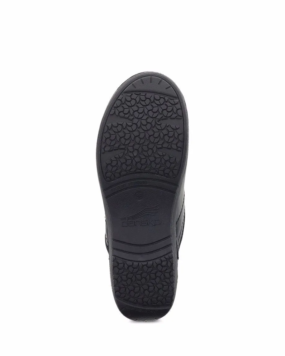 Women's Dansko XP 2.0 Color: Black Waterproof Pull Up (WIDE WIDTH)